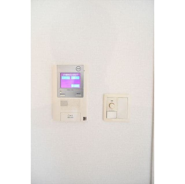 Room image 16