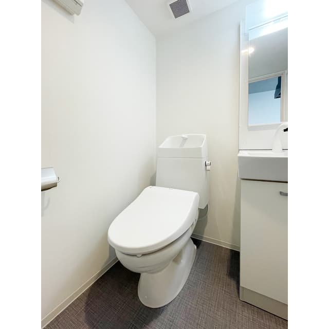 Room image 12