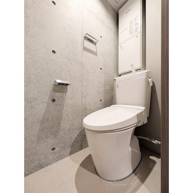 Room image 15