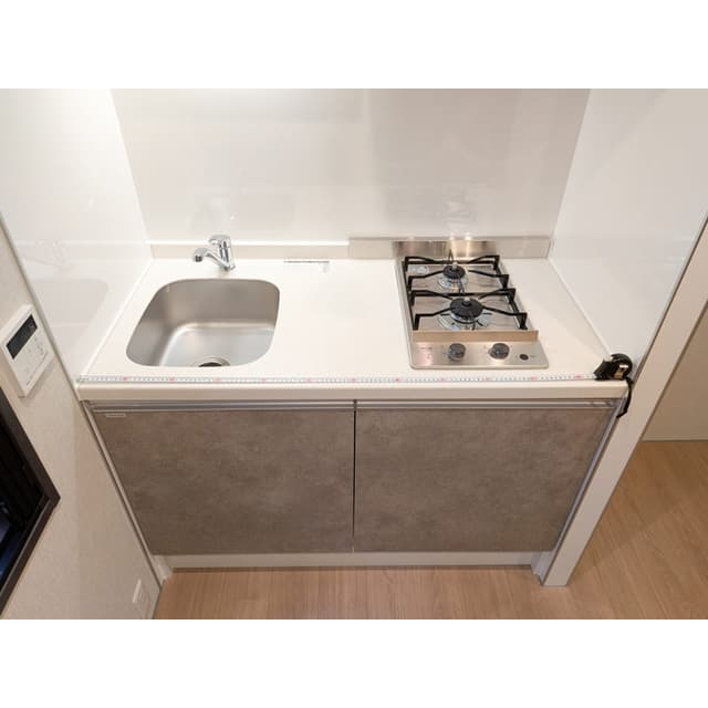 Room image 8