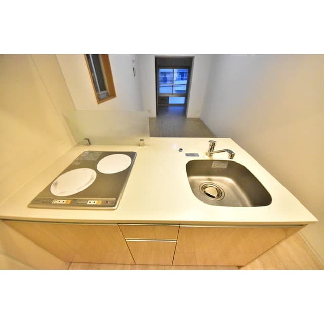 Room image 8