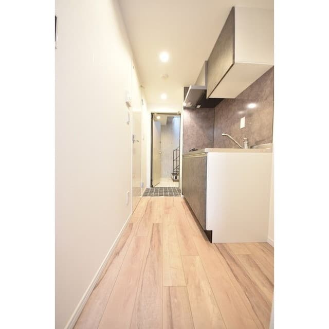 Room image 11