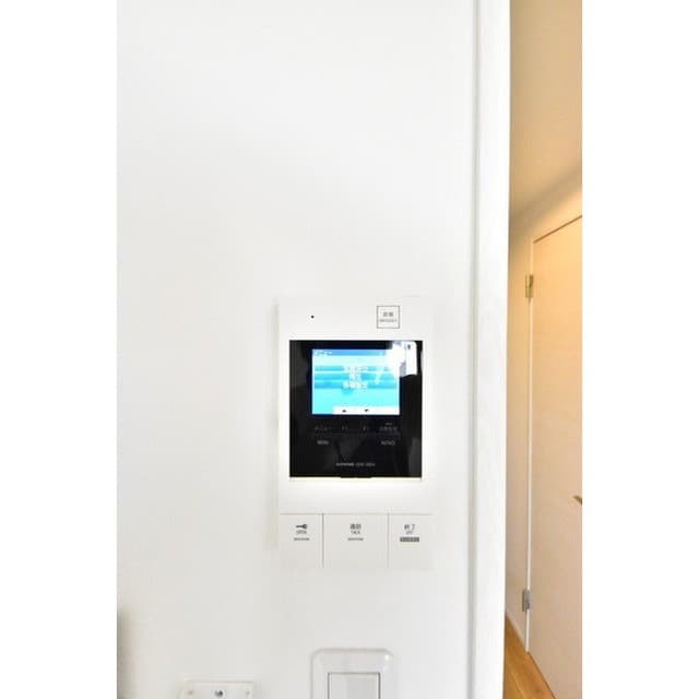 Room image 14