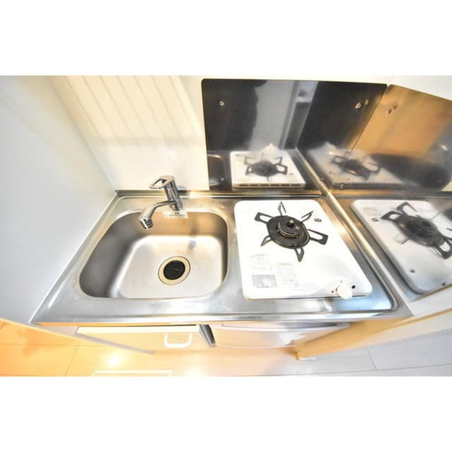 Room image 12