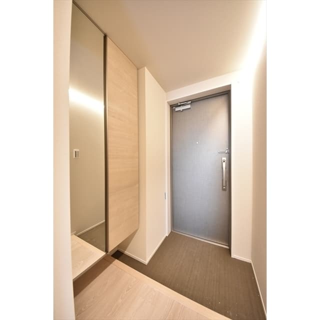 Room image 10
