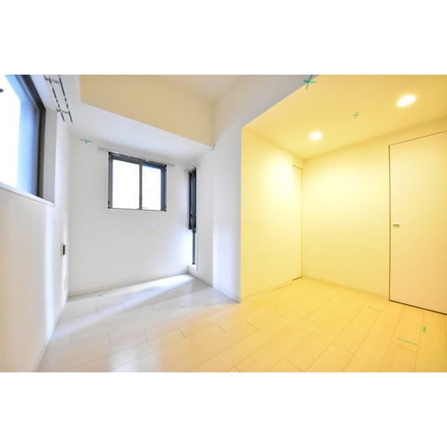 Room image 13