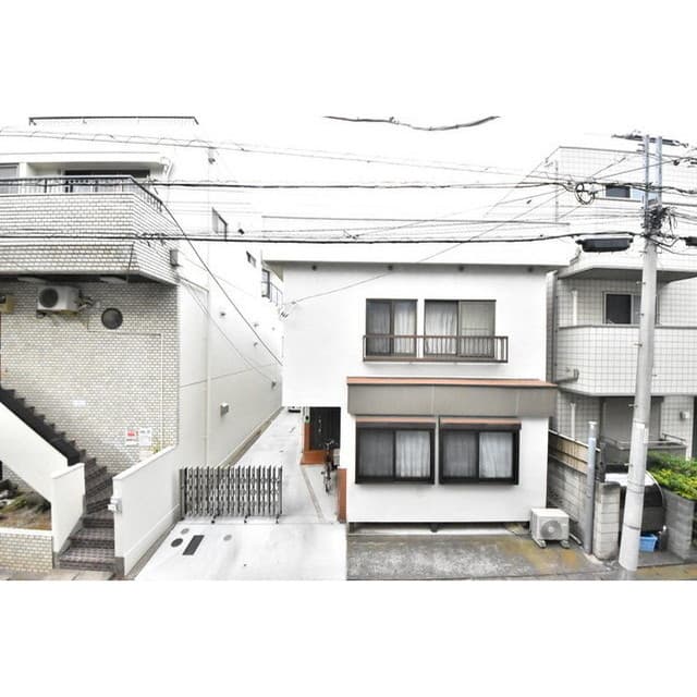 Room image 15