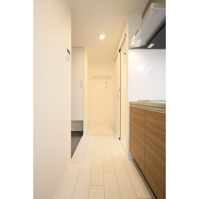 Room image 13