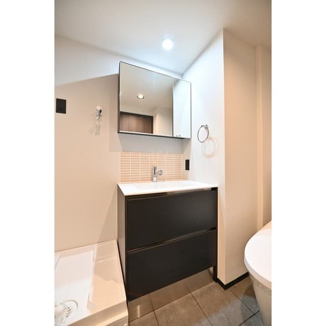 Room image 14