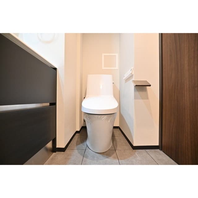 Room image 15