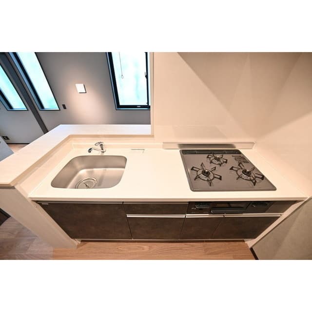 Room image 8
