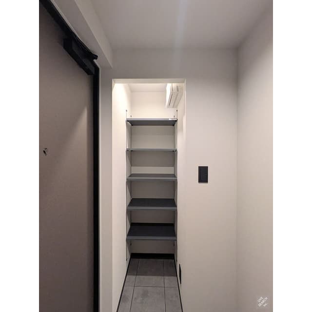 Room image 11