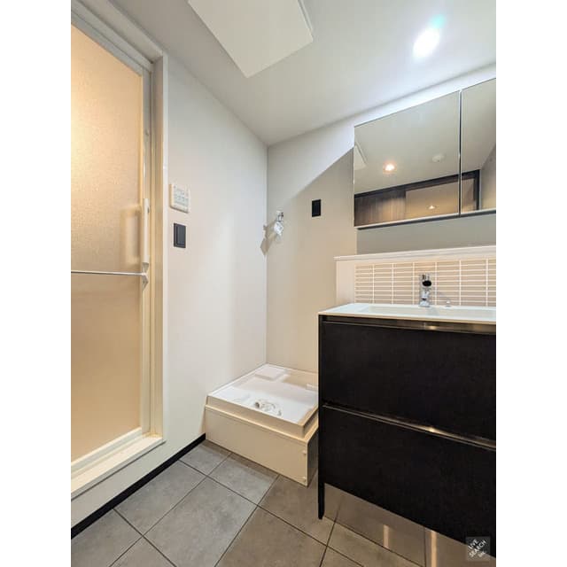Room image 14