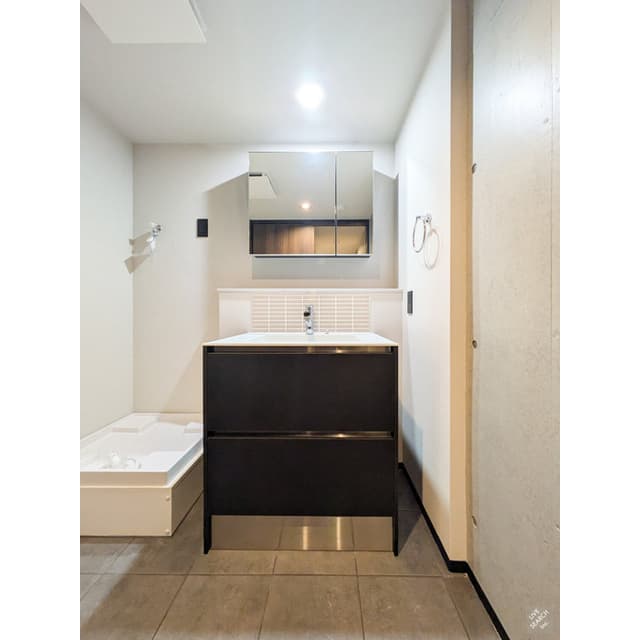 Room image 14