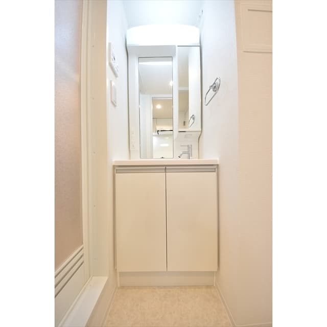 Room image 14