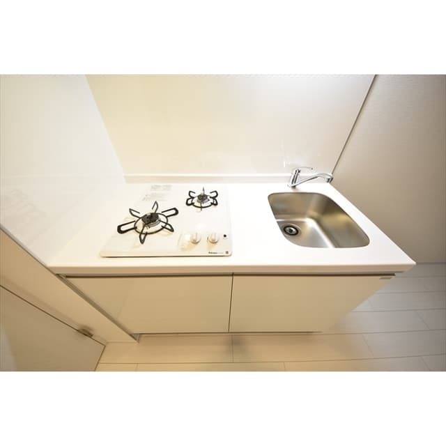 Room image 8