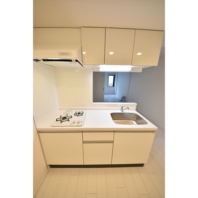 Room image 9