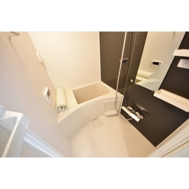 Room image 14