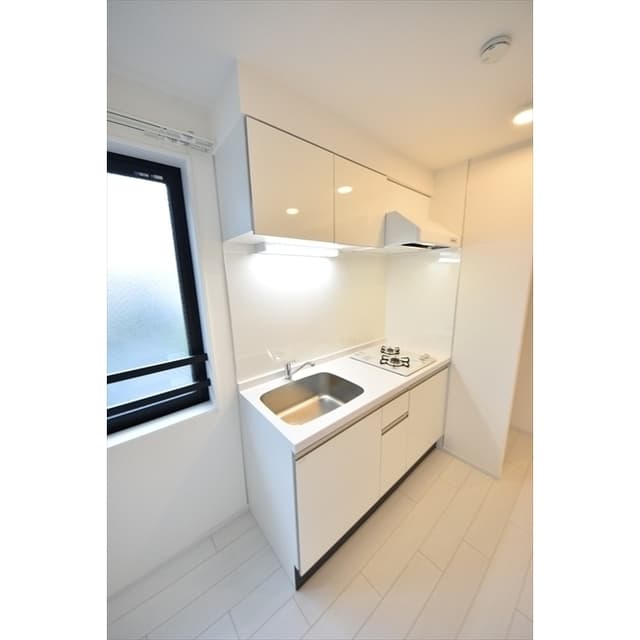 Room image 9