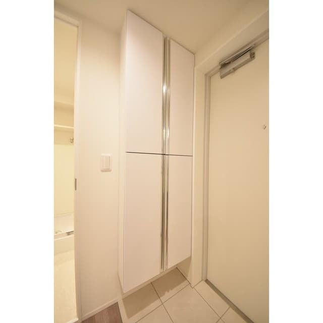Room image 11