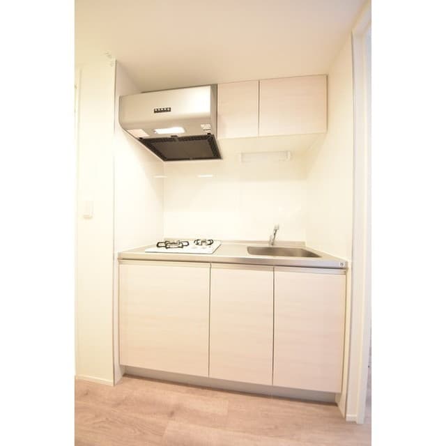 Room image 11
