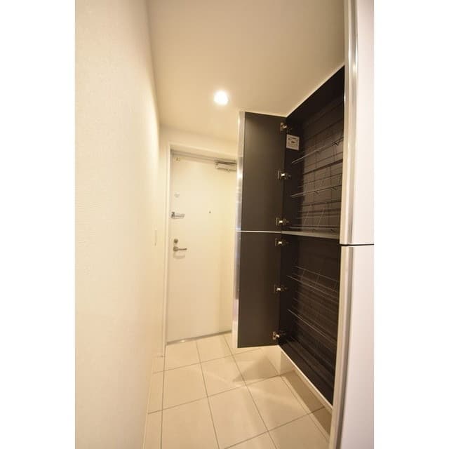 Room image 13