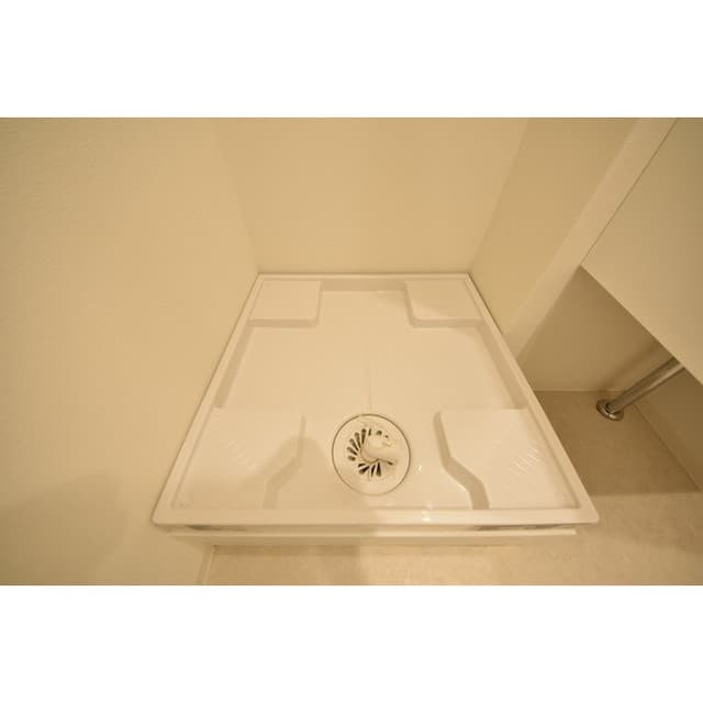 Room image 15