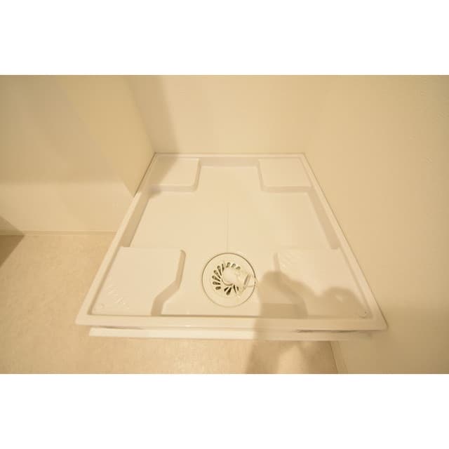 Room image 16