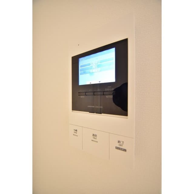 Room image 16