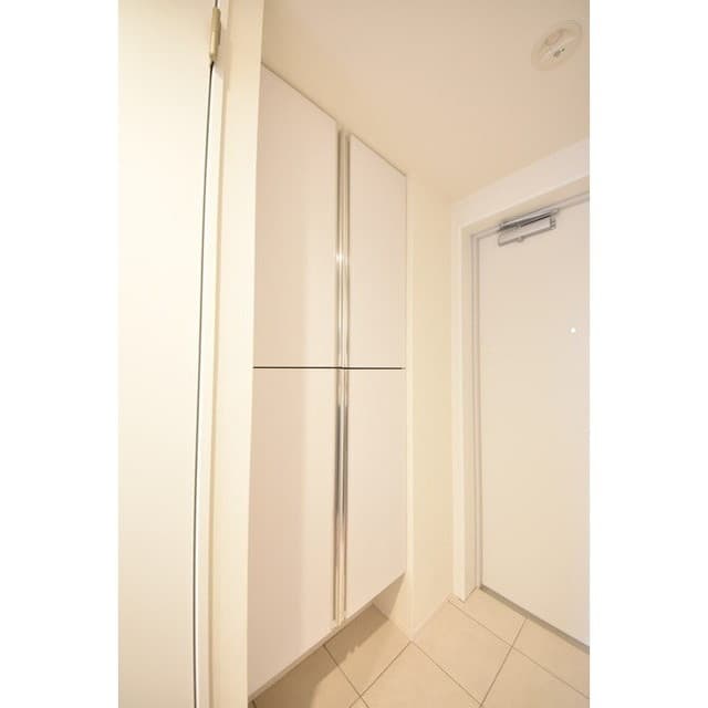 Room image 9