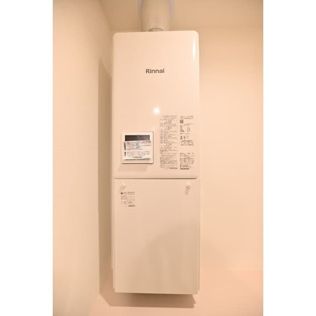 Room image 13