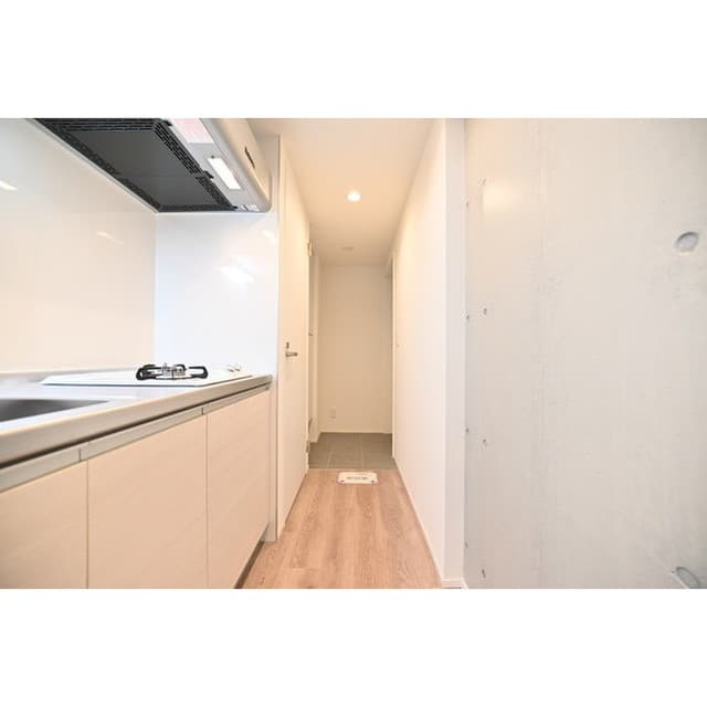 Room image 9
