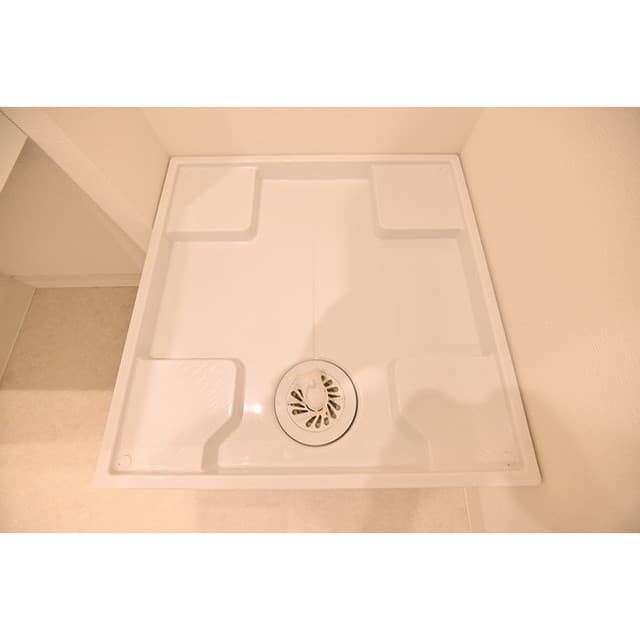 Room image 16