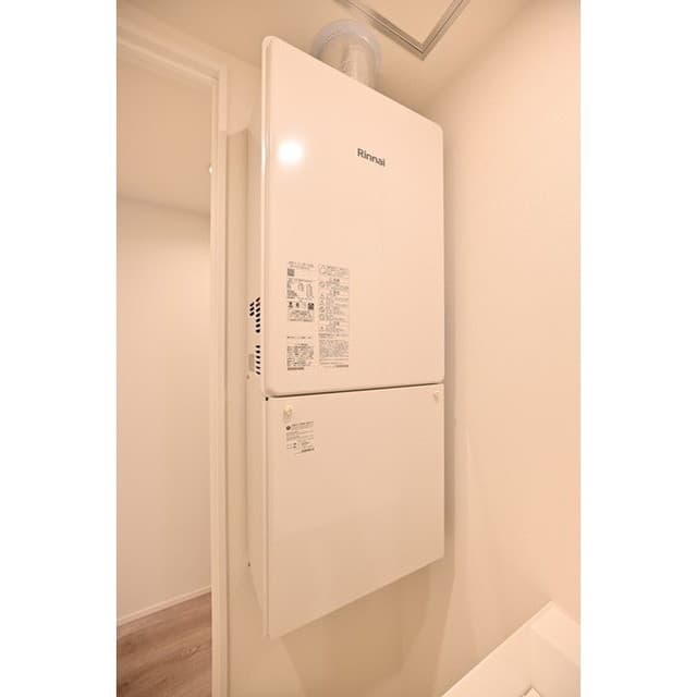 Room image 12
