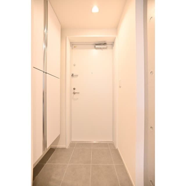 Room image 12