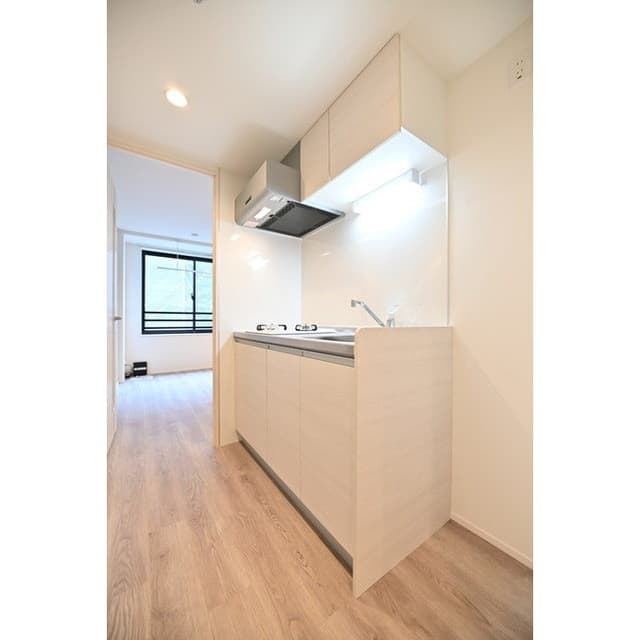 Room image 9