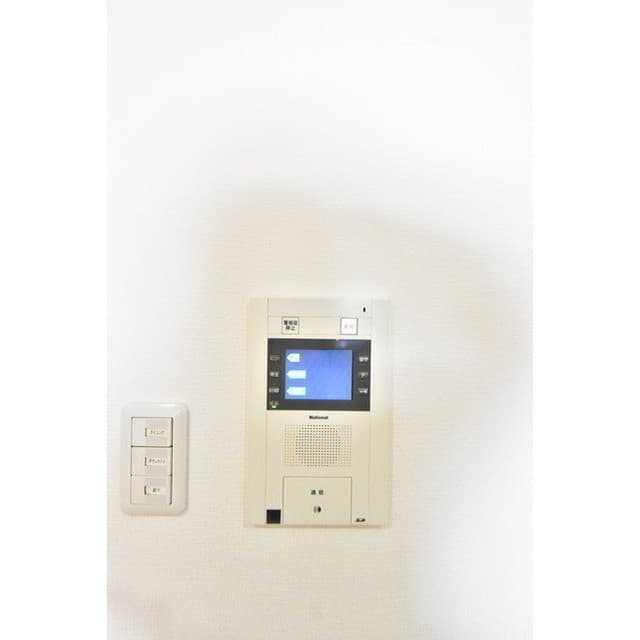 Room image 16