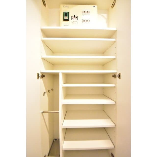 Room image 9
