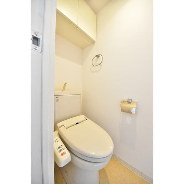 Room image 13