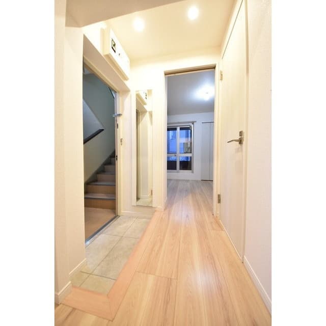 Room image 11