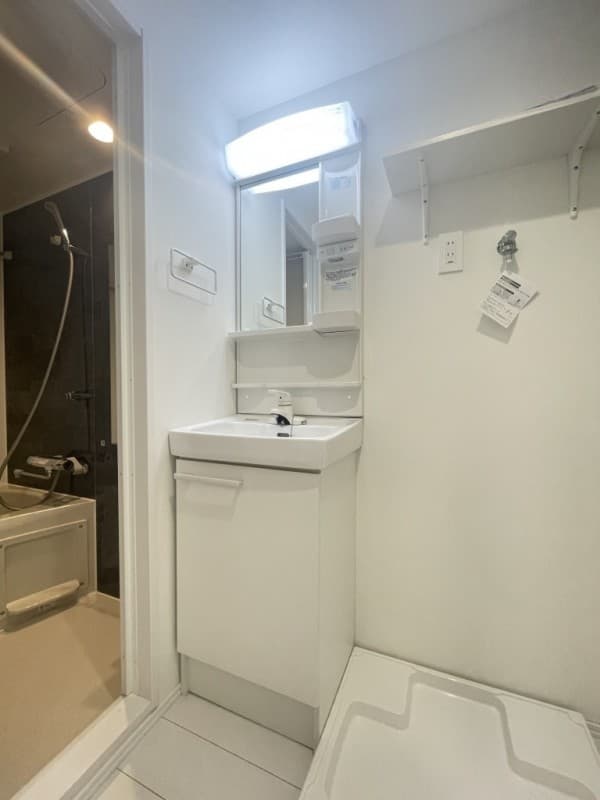 Room image 11