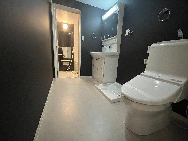 Room image 12