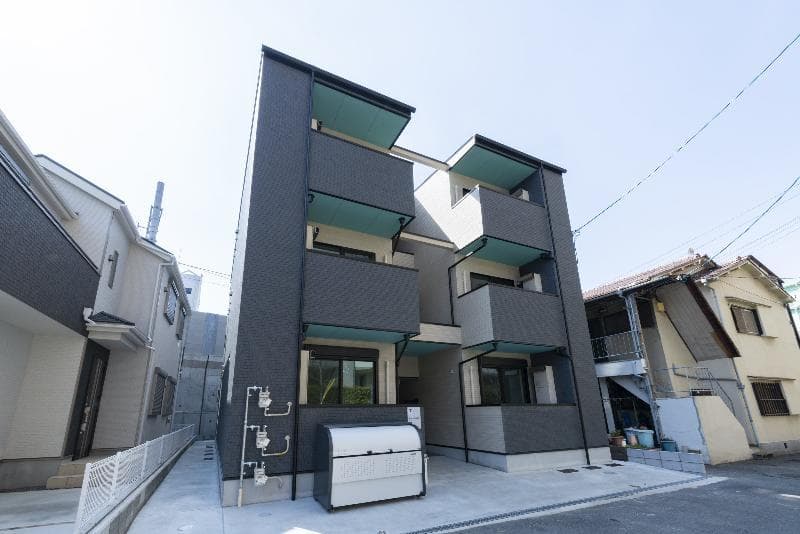 Main Image