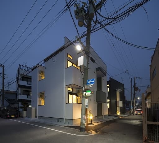 Main Image