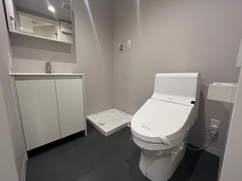 Room image 8