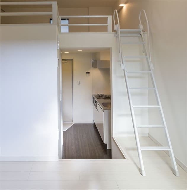 Room image 16
