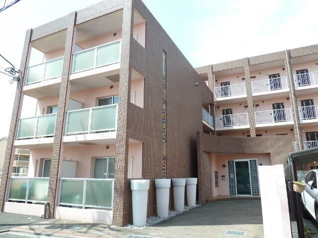 Main Image