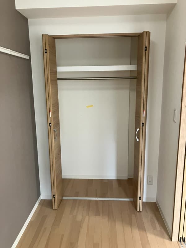 Room image 15