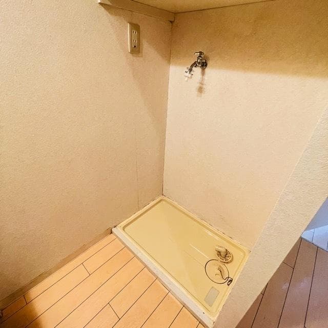 Room image 12