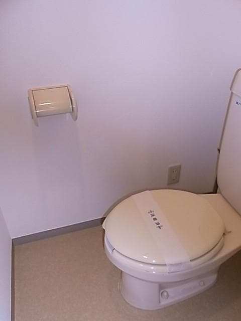 Room image 8